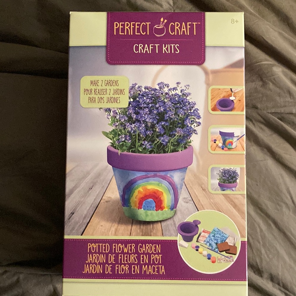 Potted Flower Garden Craft Kits. NWT